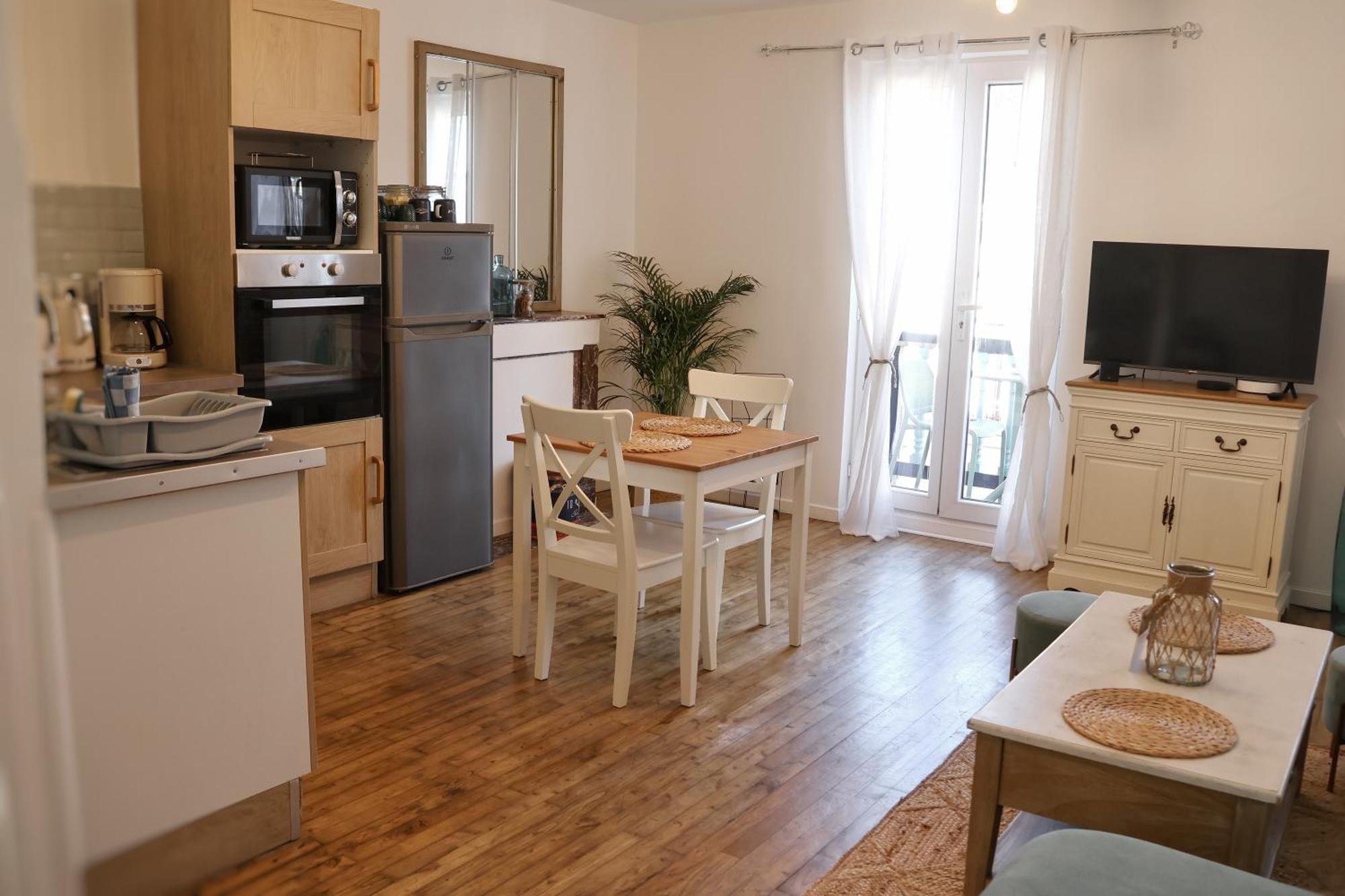 Le 8 ∙ Appartement Cosy Avec Balcon Vue Sur Mer مير-لي-بان المظهر الخارجي الصورة